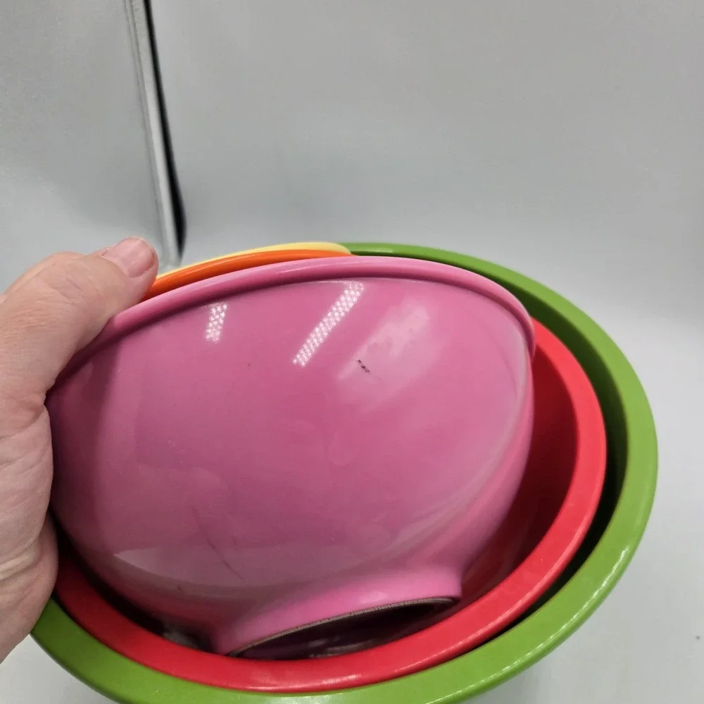 Melamine Ware 5 Piece Multicolor Plastic Nesting Bowl Set Rubber Ring Bottom